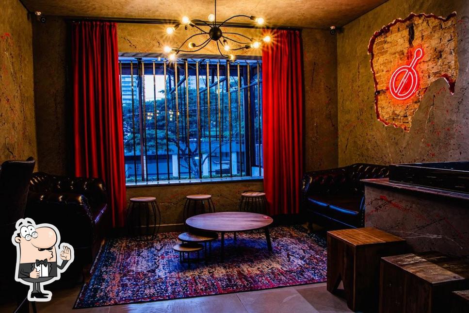 Here's a pic of Amargot Bar