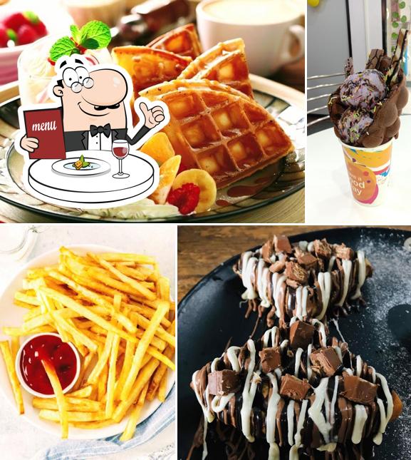 The Town Cafe & Waffle