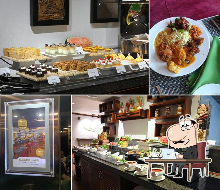 The interior of Keraleeyam Restaurant at The Raviz Calicut