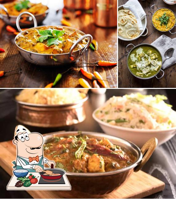 Chicken curry at Hotel Zaika & Lodging