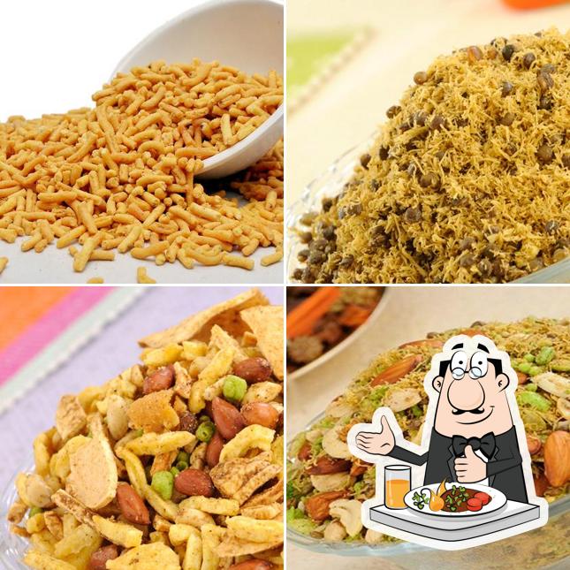 Food at Panchhi Petha Store