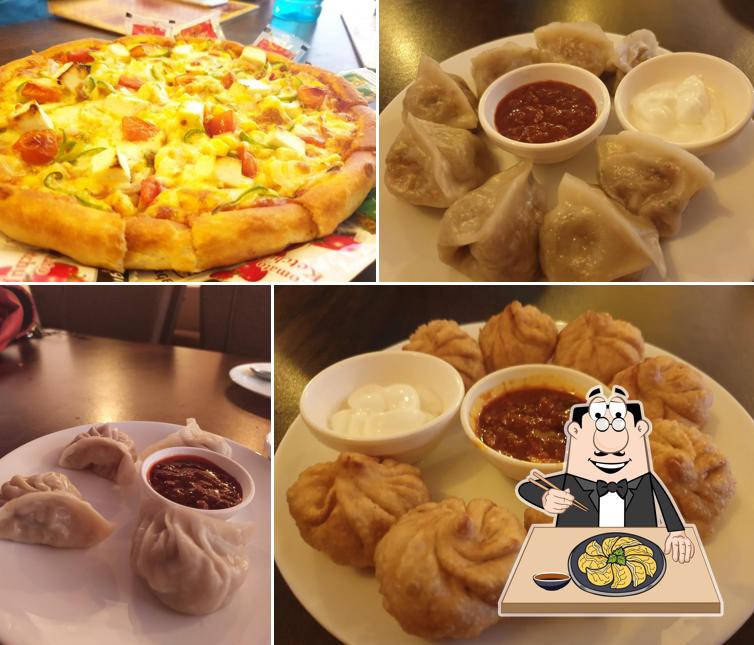 Gyoza at Lollipop Pizza Momos Chinese Burger Roll - Dombivali East