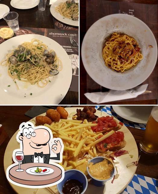 Platti al Shamrock Cafè