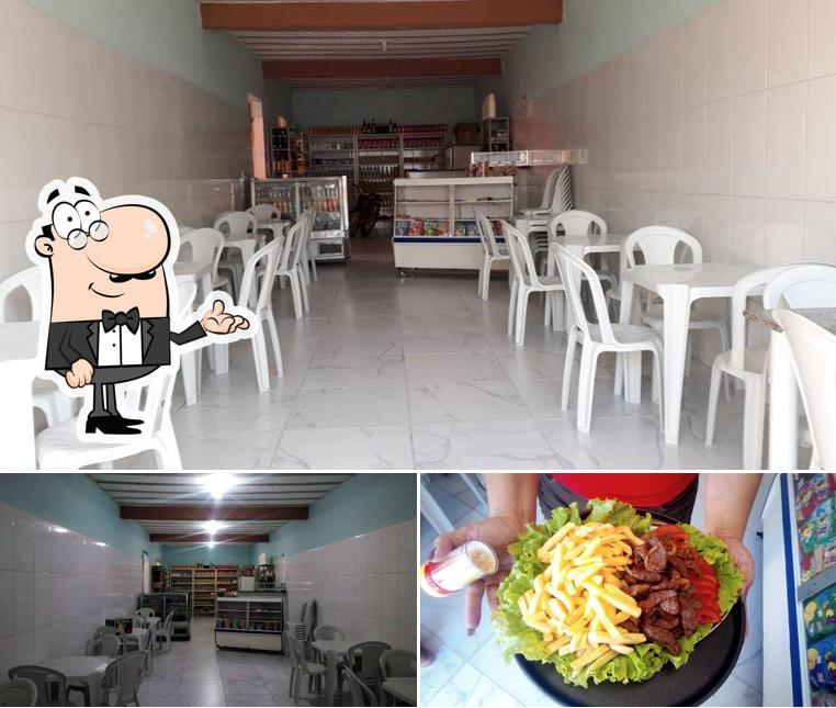 Dê uma olhada a ilustração ilustrando interior e comida no Bar e Mini Mercearia do Tatá