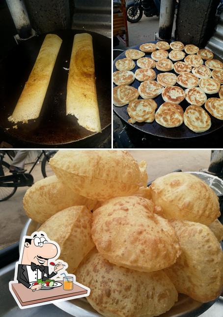 Food at Yuvaraj Tiffen Center