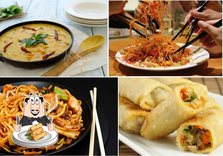 Spring rolls at The Fortune Cookie