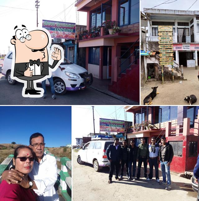 Here's a pic of Avron Restaurant & Lodging