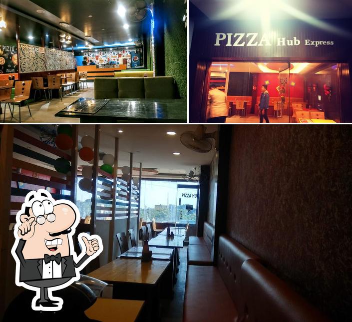 The interior of Pizzahub@Xtreme