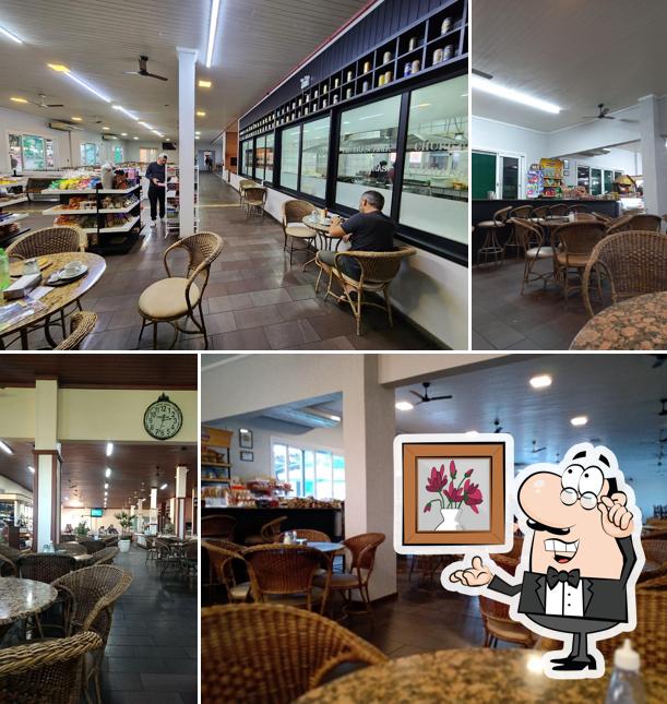 Veja imagens do interior do Laranjeiras - Restaurante e Churrascaria