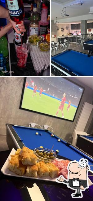 Saturn Mech Café&Pub