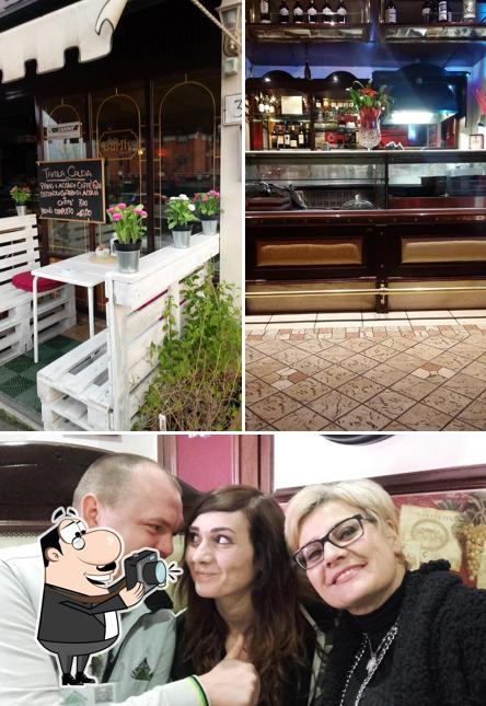 Ecco un'immagine di Caffè Barfly