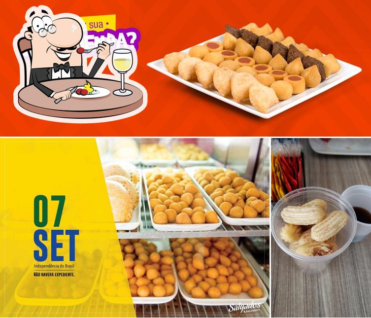 Comida em Salgados & Salgados