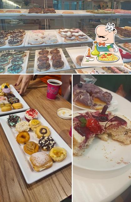 Platos en Dóffee Donuts & Coffee