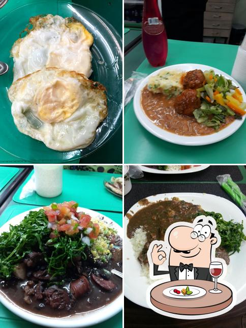 Comida em Restaurante Jorge Americano