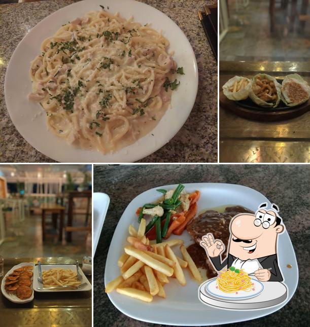 Spaghetti carbonara at The View Cafe and Restaurent