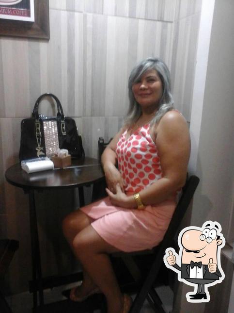 Look at this pic of Simplesmente Café