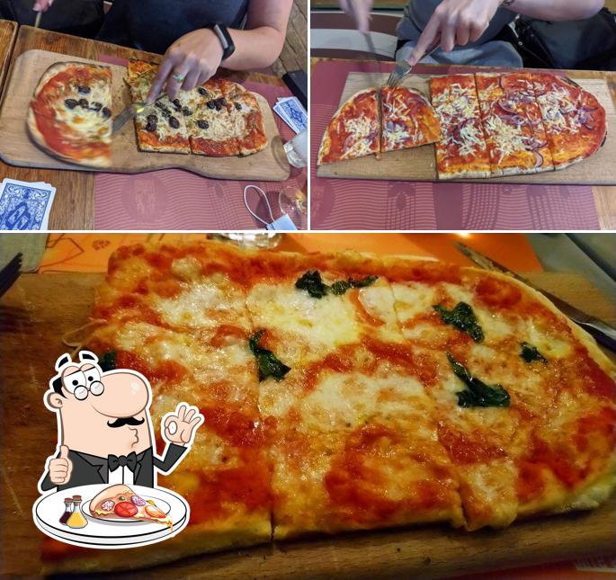 A La Cruda, puoi prenderti una bella pizza