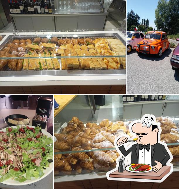 Platti al Open Spice caffe