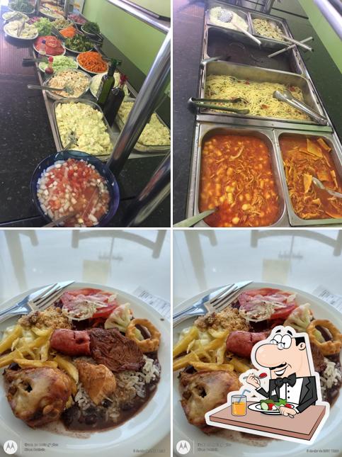 Comida em Restaurante Silva