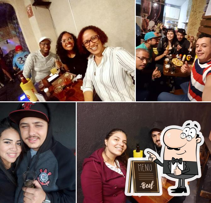 See the pic of Tonel Rústico Bar