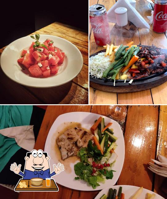 Meals at Cashew Tree