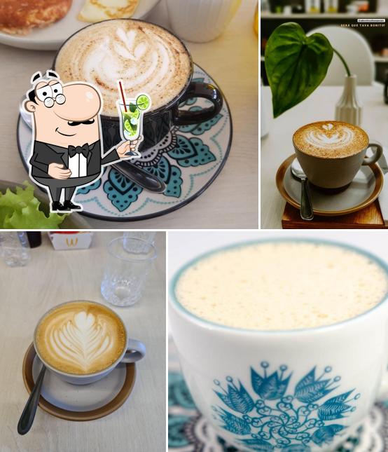 Desfrute de uma bebida no Saboretto Cafés Especiais