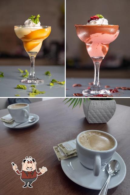 Platos en Café com Deus