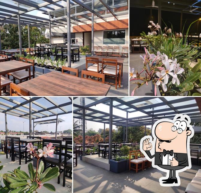 Here's a pic of Upper Deck Restaurant, bar & Permit Room