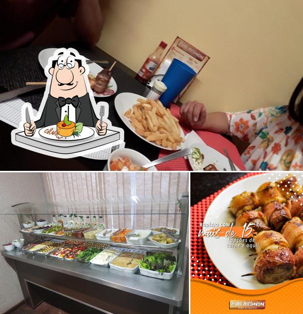 Comida em Bom mignon rodízio de espetinhos