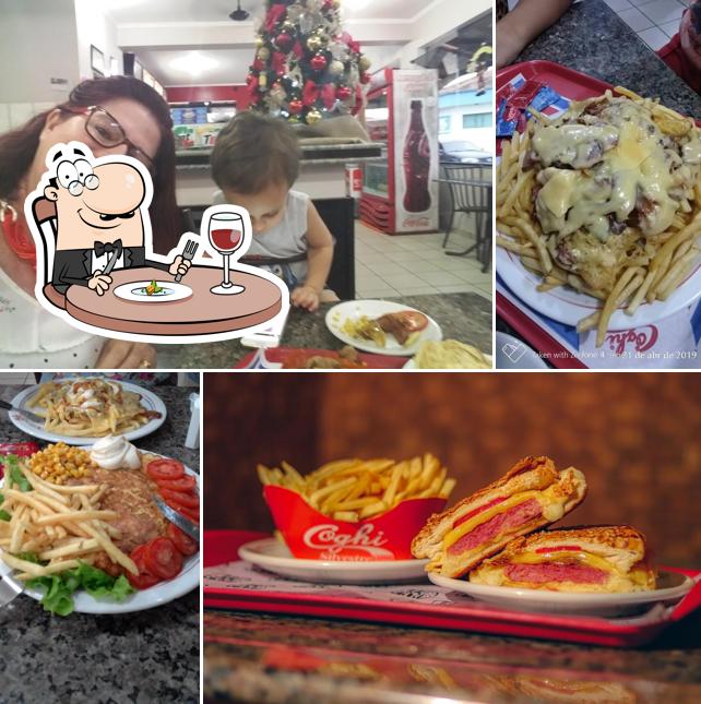 Comida em Coghi Silvestre Lanchonete