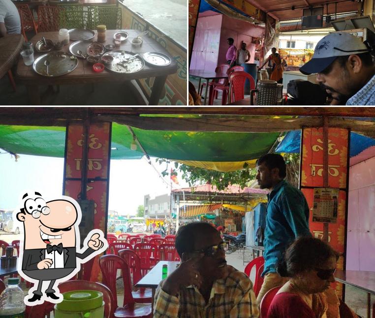 The interior of Onkar Bhojnalay