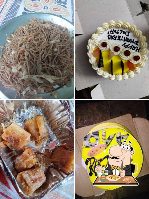 Pad thai at Rama Bakery & Snacks Bar