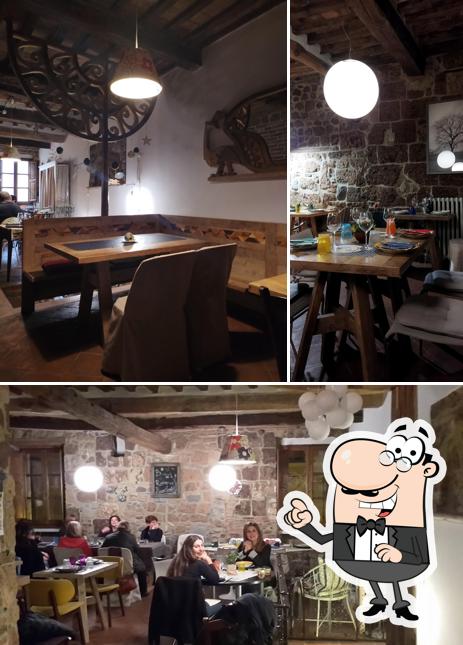 Dai un'occhiata agli interni di Ristoro e Macelleria Poder Riccio