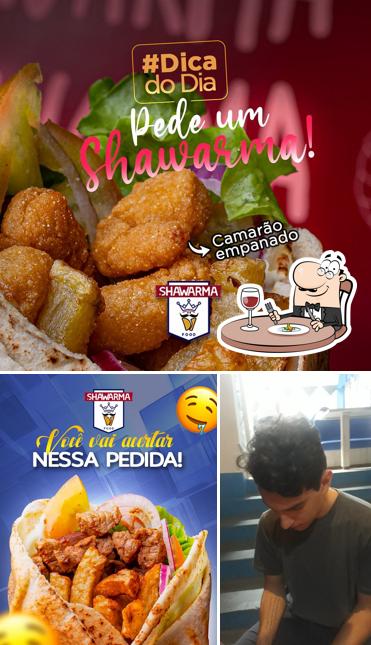 Comida em Shawarma Food