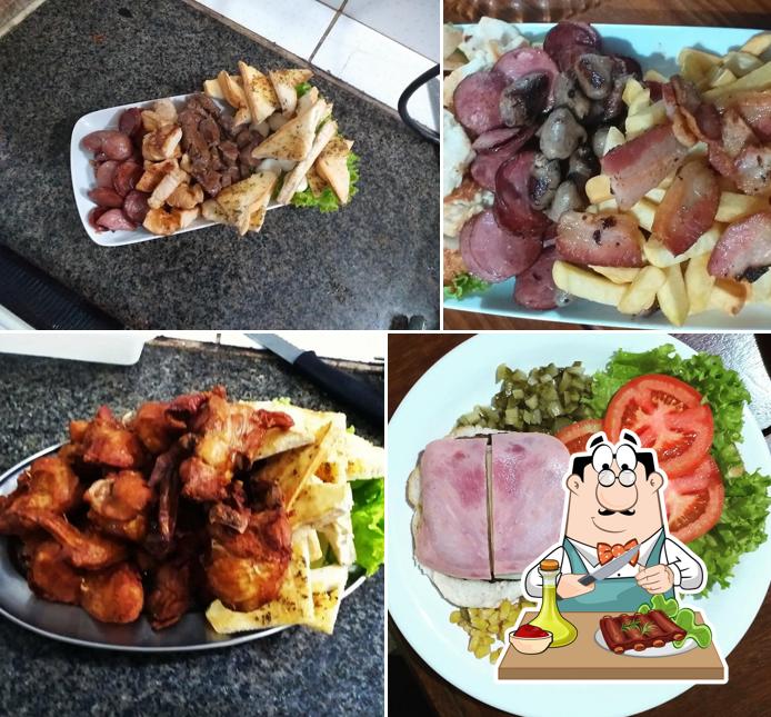 Rudi Lanches, Bar e Porções serve refeições de carne