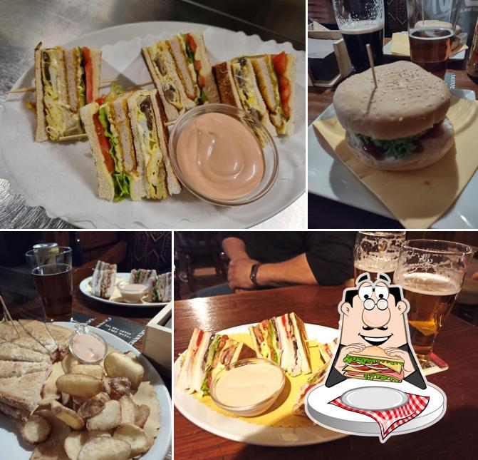 Club sandwich al Harry 's Irish Pub