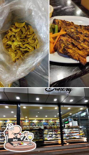 Meals at Rahmaniya Bakery and Juice Stall