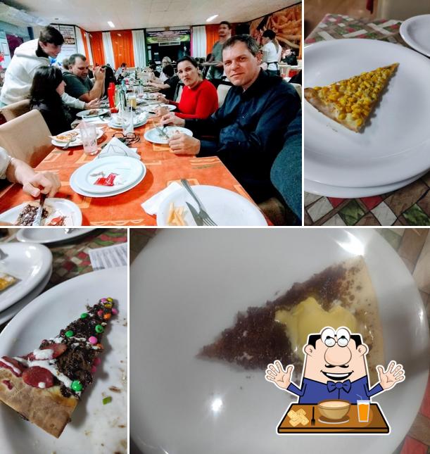 Comida em Pizzaria Italiana