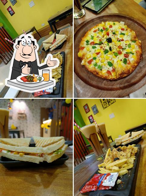 Samocha : Stories Around Chai