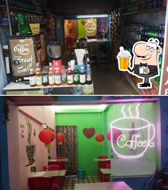 Enjoy a beverage at Coffee house/mocktail bar (coffee break cafe)