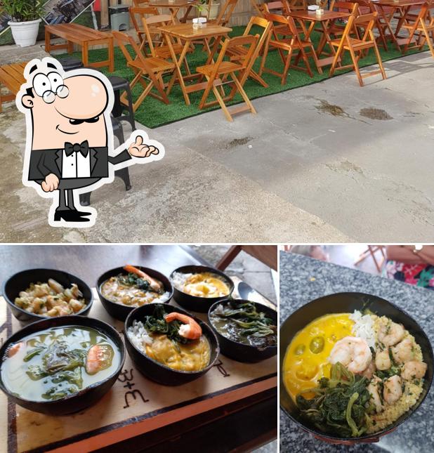 Sente em uma das mesas no Amazônia Na Cuia