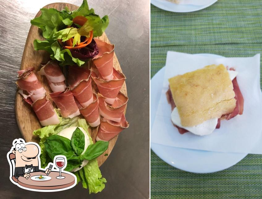 Cibo al Caffè Dei Pucci