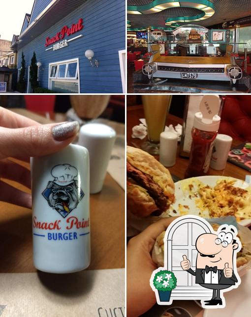 O exterior do Snack Burgeria