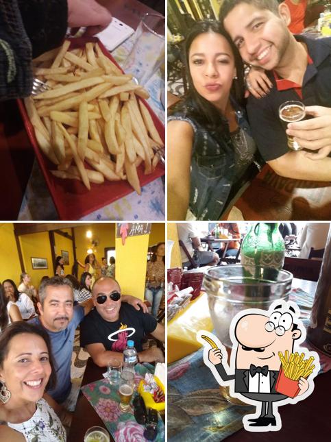 Peça batatas fritas no Bar Cariocando
