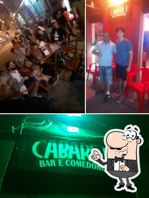 O interior do Cabaret Bar e Comedoria
