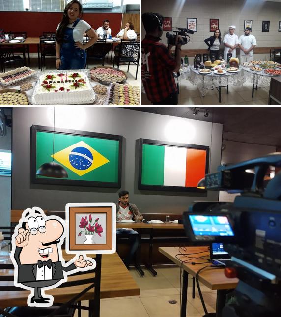Veja imagens do interior do Itália Pizzaria e Esfiharia