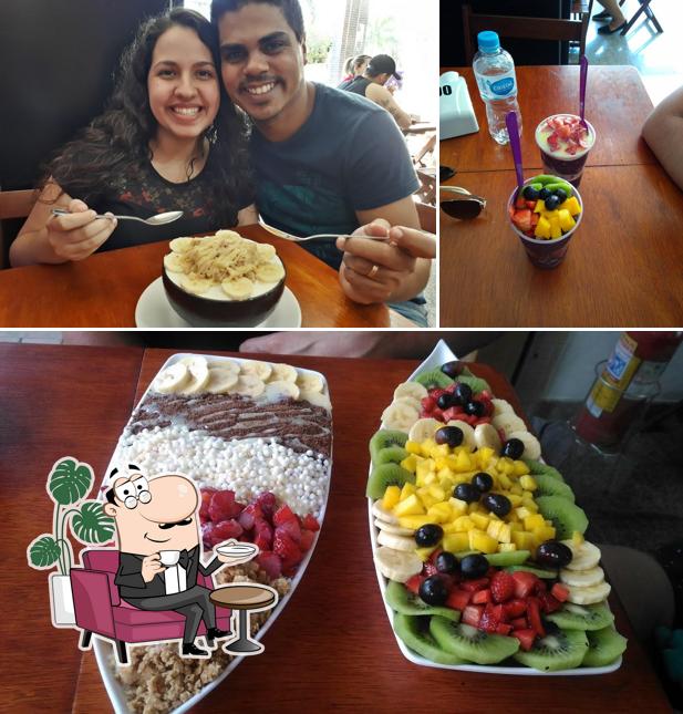 O interior do Rei do Açaí Maringá