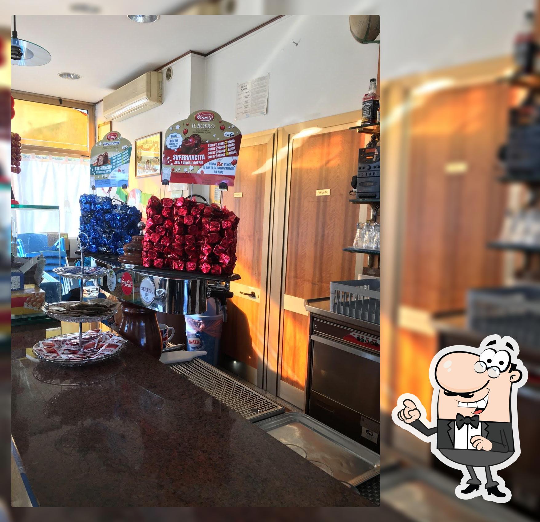 Bar Rok di Yang Weiping