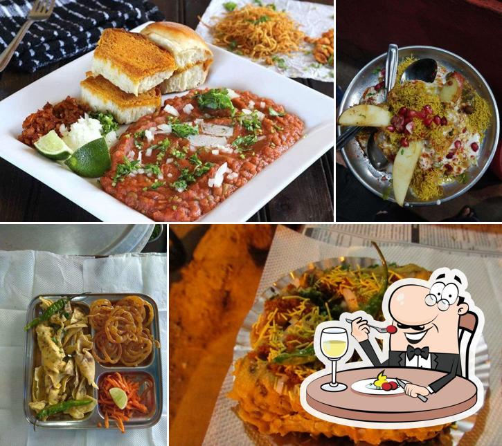 Meals at Bhavani Vada Pav