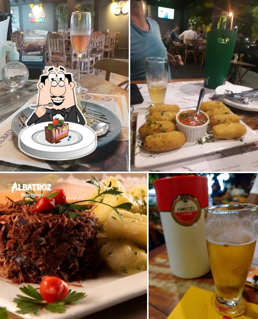 Bolo de chocolate em Albatroz Butequices